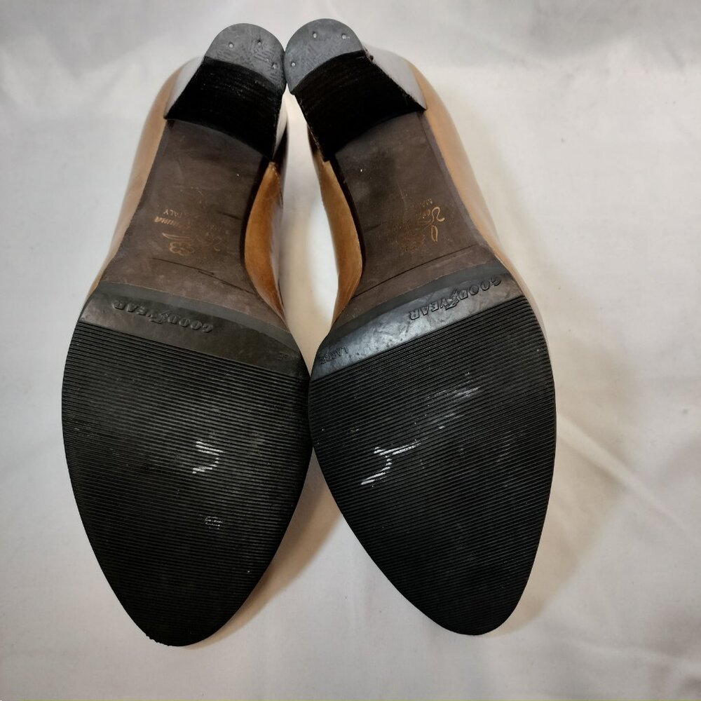Handmade Italian Leather Pumps - Picture 7 of 13